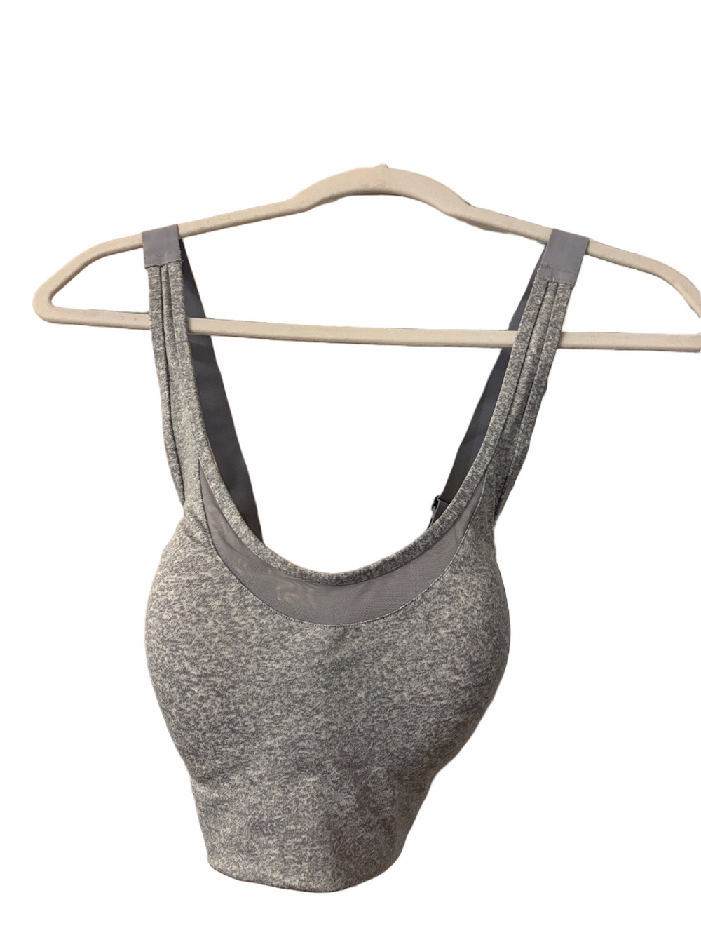Pink By Victoria Secret NWT Ultimate Activewear strapy back sports bra large.